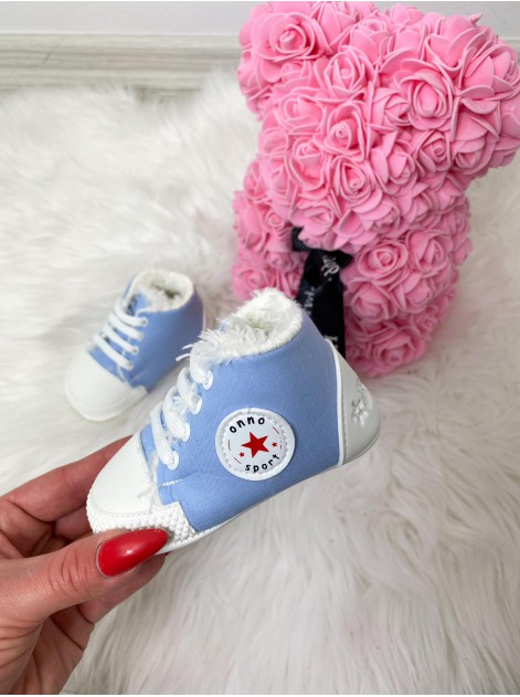 Błękitne buciki ocieplane